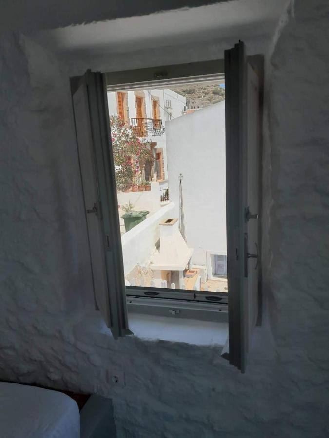 Oniropagida Nisyros Apartments #2 Nikia View 外观 照片